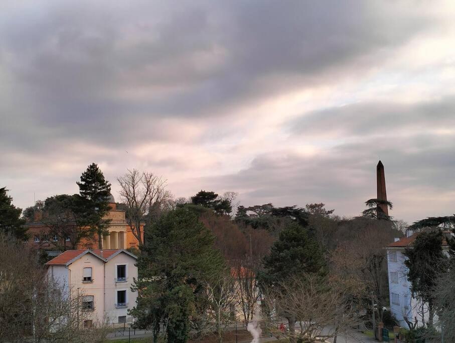 Charmant Logement, Vue Sur Toulouse 1 Min Du Metro Esterno foto